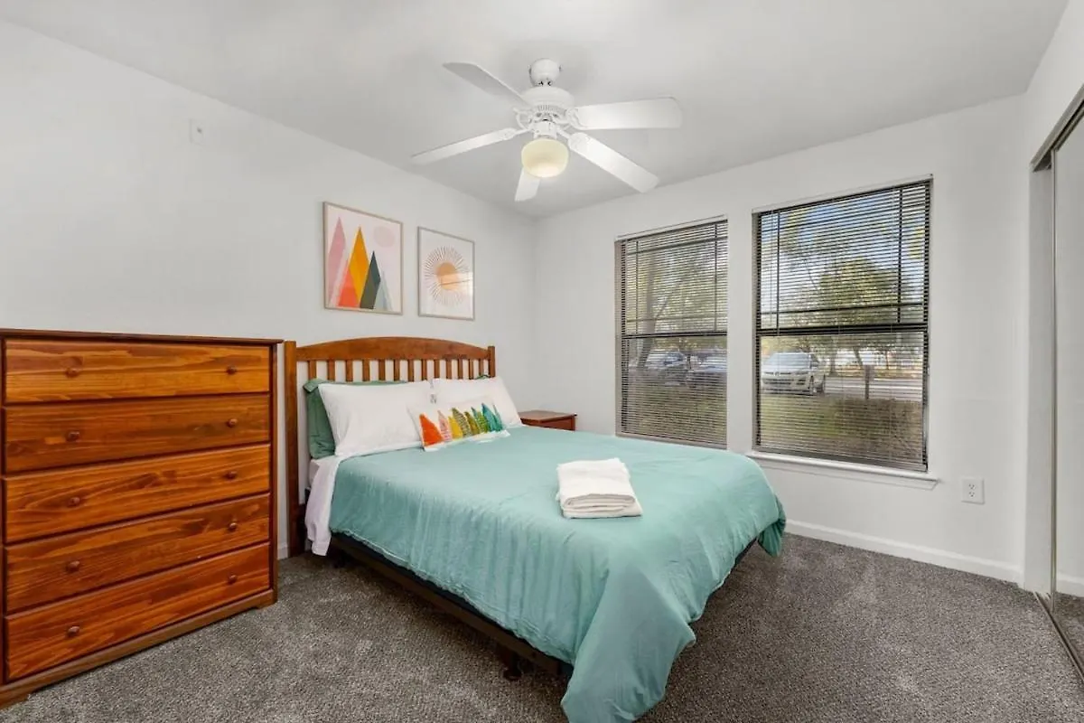 탬파 3 Mi To Usf Pool Gym & Pet Friendly 아파트 0*,  미국